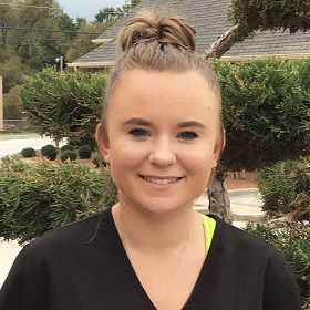 Headshot of dental assistant Jessica